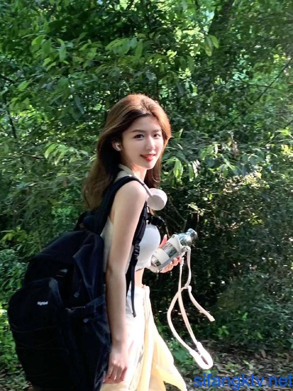 这是怎么泡到的😍😍  #学生妹这是怎么泡到的😍😍  #学生妹